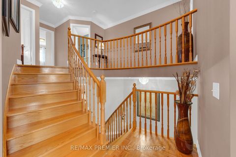 Photo 17 at 9 Oland Drive, Vellore Village, Vaughan