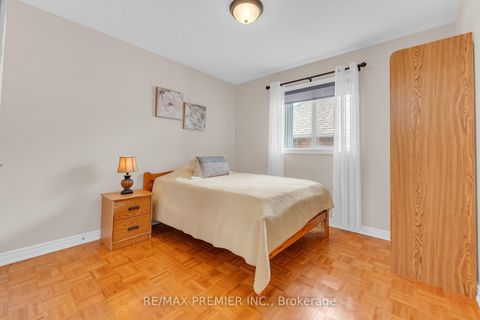 Photo 22 at 9 Oland Drive, Vellore Village, Vaughan