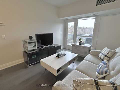 Photo 8 at 513 - 8302 Islington Avenue, Islington Woods, Vaughan