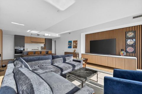 Photo 5 at 502 - 1414 Bayview Avenue, Mount Pleasant East, Toronto