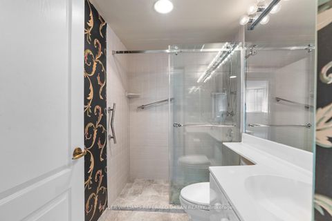 Photo 21 at 1006 - 10 Tichester Road, Forest Hill South, Toronto