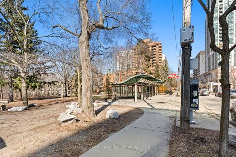 Photo 25 at 1006 - 10 Tichester Road, Forest Hill South, Toronto