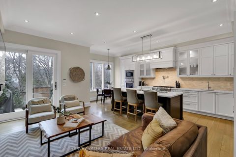 Photo 20 at 188 Snowdon Avenue, Lawrence Park North, Toronto