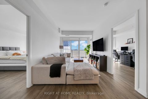 Photo 3 at 903 - 65 Oneida Crescent, Langstaff, Richmond Hill