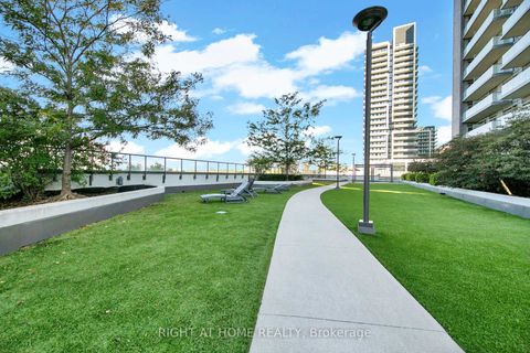 Photo 23 at 903 - 65 Oneida Crescent, Langstaff, Richmond Hill