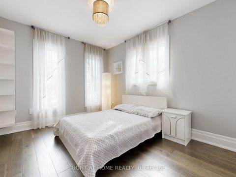 Photo 28 at 26 Carnoustie Crescent, Jefferson, Richmond Hill