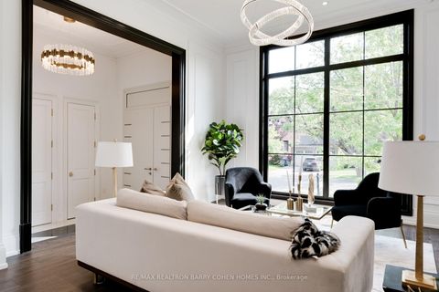 Photo 3 at 67 Montressor Drive N, Windfields, Toronto