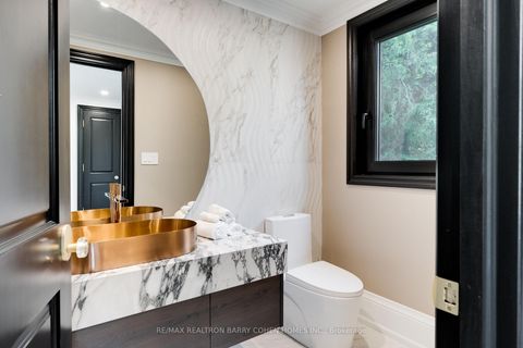 Photo 18 at 67 Montressor Drive N, Windfields, Toronto