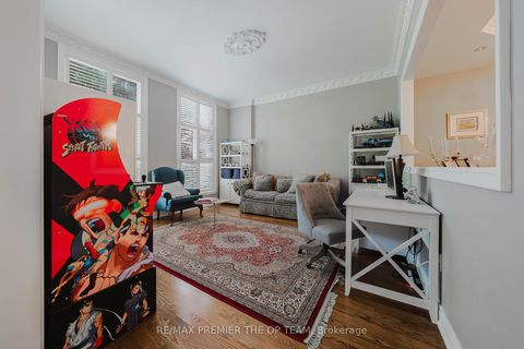 Photo 8 at 56 Park Ridge Drive, Kleinburg, Vaughan