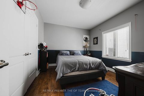 Photo 11 at 56 Park Ridge Drive, Kleinburg, Vaughan