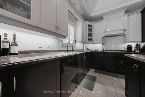 Photo 18 at 56 Park Ridge Drive, Kleinburg, Vaughan