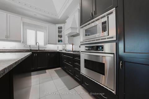 Photo 20 at 56 Park Ridge Drive, Kleinburg, Vaughan