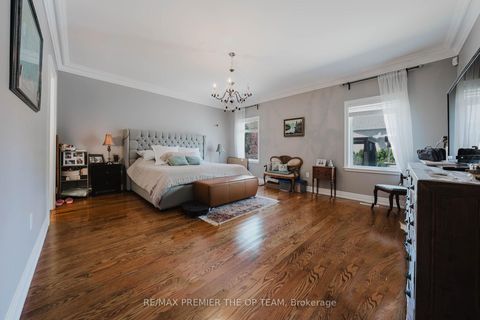 Photo 24 at 56 Park Ridge Drive, Kleinburg, Vaughan