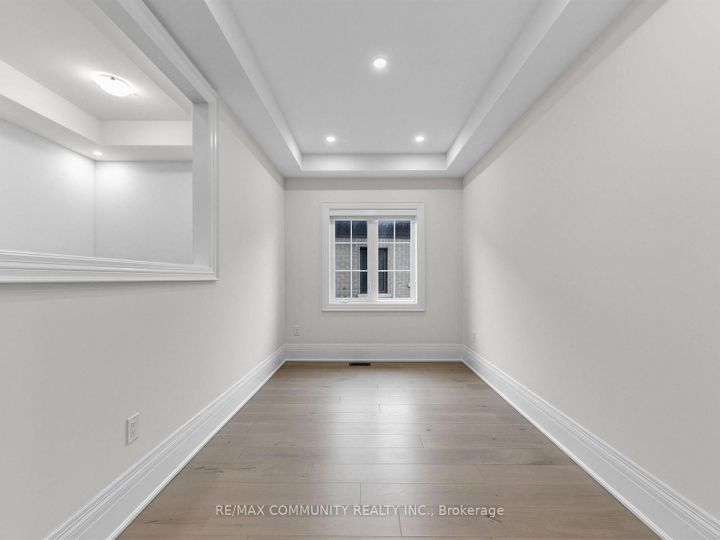 Photo 13 at 104 Greville Street E, Vellore Village, Vaughan