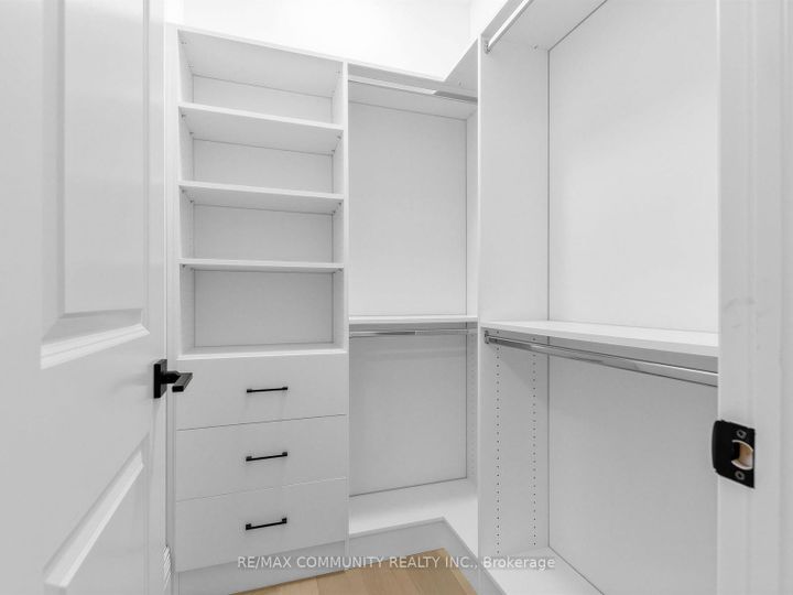 Photo 20 at 104 Greville Street E, Vellore Village, Vaughan