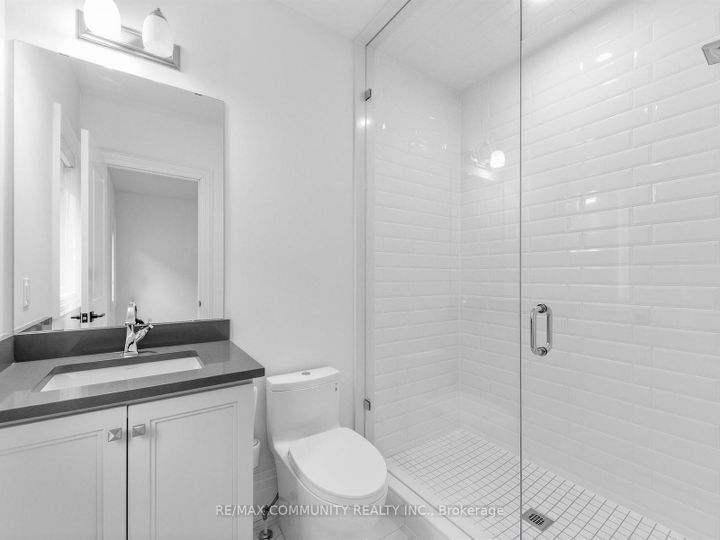 Photo 21 at 104 Greville Street E, Vellore Village, Vaughan