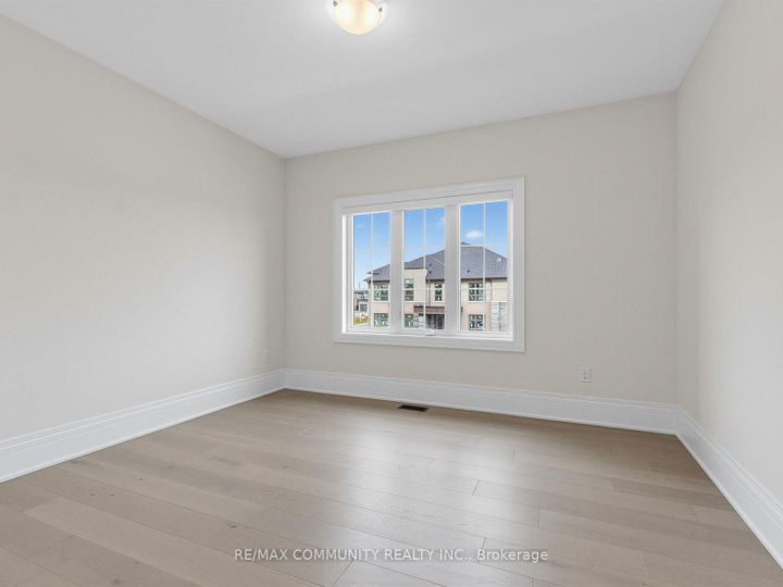 Photo 22 at 104 Greville Street E, Vellore Village, Vaughan