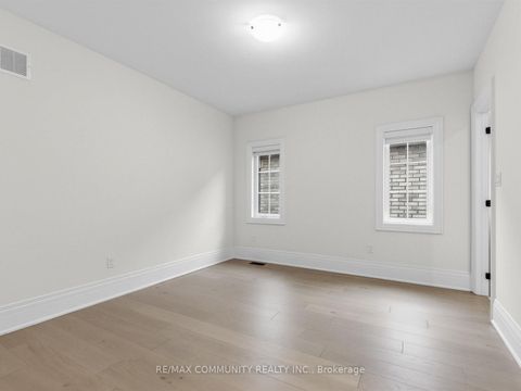 Photo 19 at 104 Greville Street E, Vellore Village, Vaughan