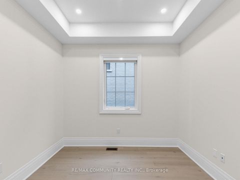 Photo 33 at 104 Greville Street E, Vellore Village, Vaughan