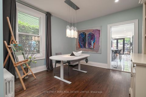 Photo 9 at 82 Bellevue Avenue, Chinatown, Toronto