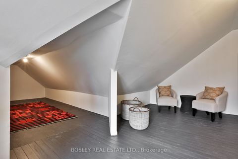 Photo 33 at 88 Indian Grove, Swansea, Toronto