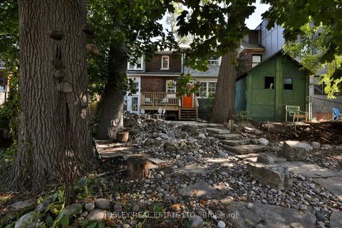 Photo 38 at 88 Indian Grove, Swansea, Toronto