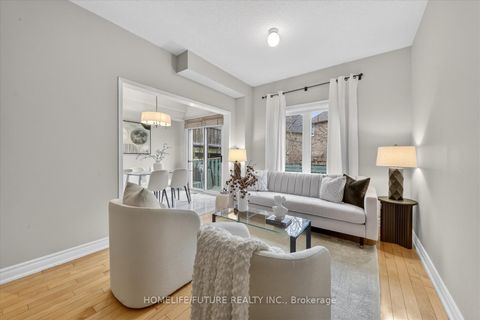 Photo 10 at 57 - 180 Blue Willow Drive, East Woodbridge, Vaughan