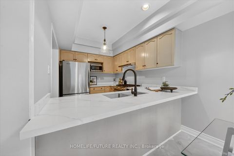 Photo 14 at 57 - 180 Blue Willow Drive, East Woodbridge, Vaughan