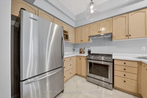 Photo 15 at 57 - 180 Blue Willow Drive, East Woodbridge, Vaughan