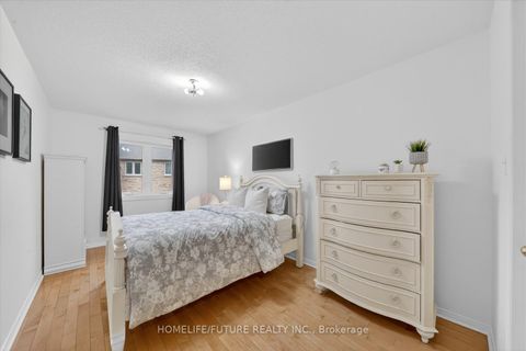 Photo 24 at 57 - 180 Blue Willow Drive, East Woodbridge, Vaughan