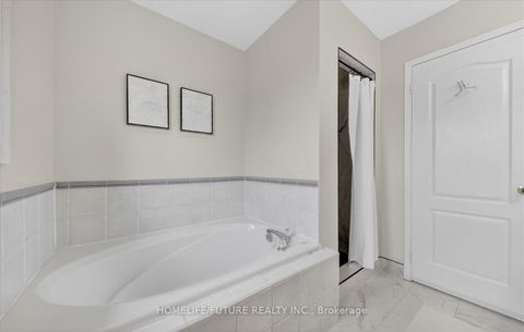 Photo 36 at 57 - 180 Blue Willow Drive, East Woodbridge, Vaughan