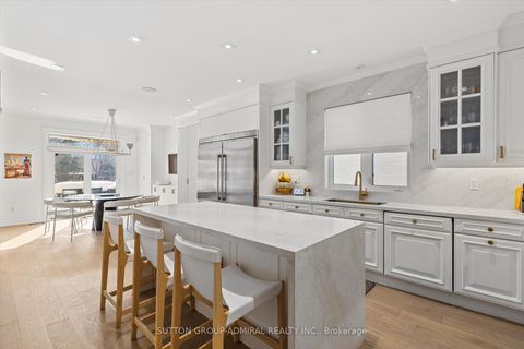 Photo 6 at 539 Beverley Glen Boulevard, Beverley Glen, Vaughan