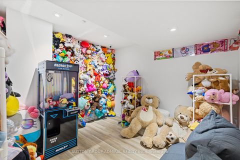 Photo 24 at 539 Beverley Glen Boulevard, Beverley Glen, Vaughan