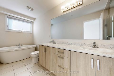 Photo 17 at 20 Credit Lane, Jefferson, Richmond Hill