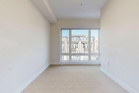 Photo 25 at 20 Credit Lane, Jefferson, Richmond Hill