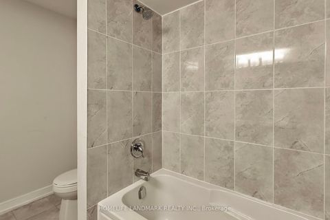 Photo 39 at 20 Credit Lane, Jefferson, Richmond Hill