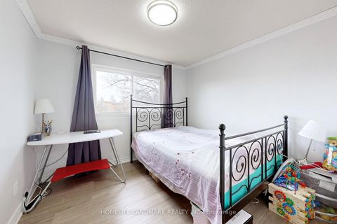 Photo 24 at 75 Dragoon Crescent, Agincourt North, Toronto