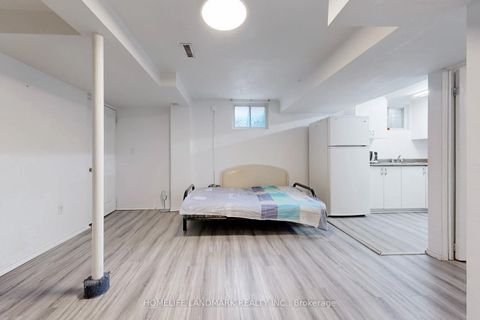 Photo 33 at 75 Dragoon Crescent, Agincourt North, Toronto