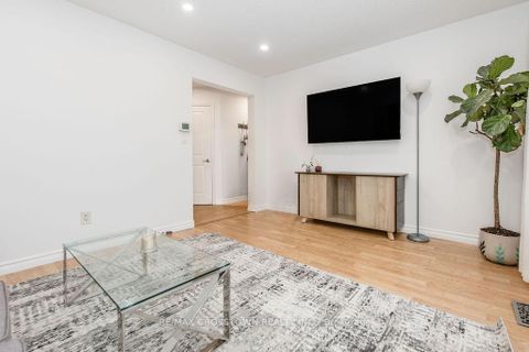 Photo 10 at 34 Kipling Place, Letitia Heights, Barrie