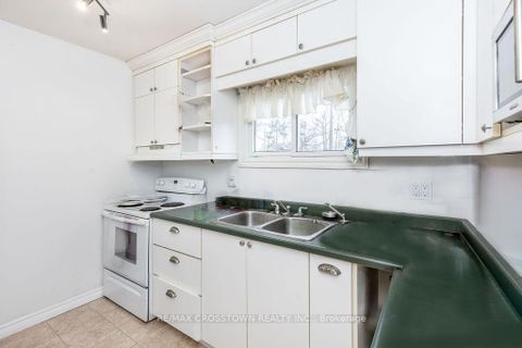 Photo 16 at 34 Kipling Place, Letitia Heights, Barrie