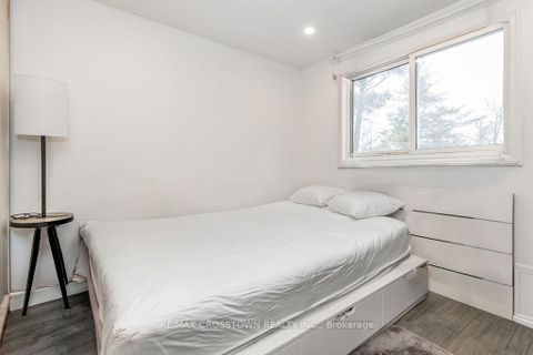 Photo 26 at 34 Kipling Place, Letitia Heights, Barrie