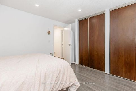 Photo 28 at 34 Kipling Place, Letitia Heights, Barrie