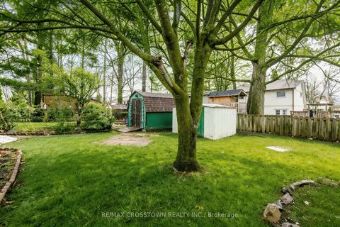 Photo 42 at 34 Kipling Place, Letitia Heights, Barrie