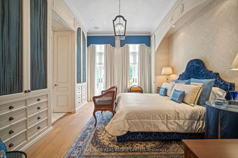 Photo 22 at 14 Banbury Road, Don Mills, Toronto