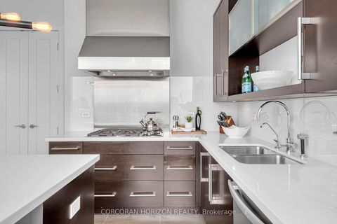 Photo 28 at 3303 - 183 Wellington Street W, Waterfront Communities C1, Toronto