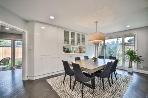 Photo 10 at 3 Twyford Court, Rosethorn, Toronto