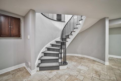 Photo 30 at 3 Twyford Court, Rosethorn, Toronto