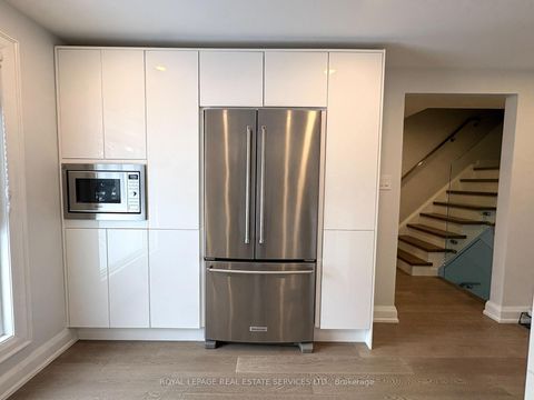 Photo 13 at 30 - 629 Rathburn Road, West Deane, Toronto