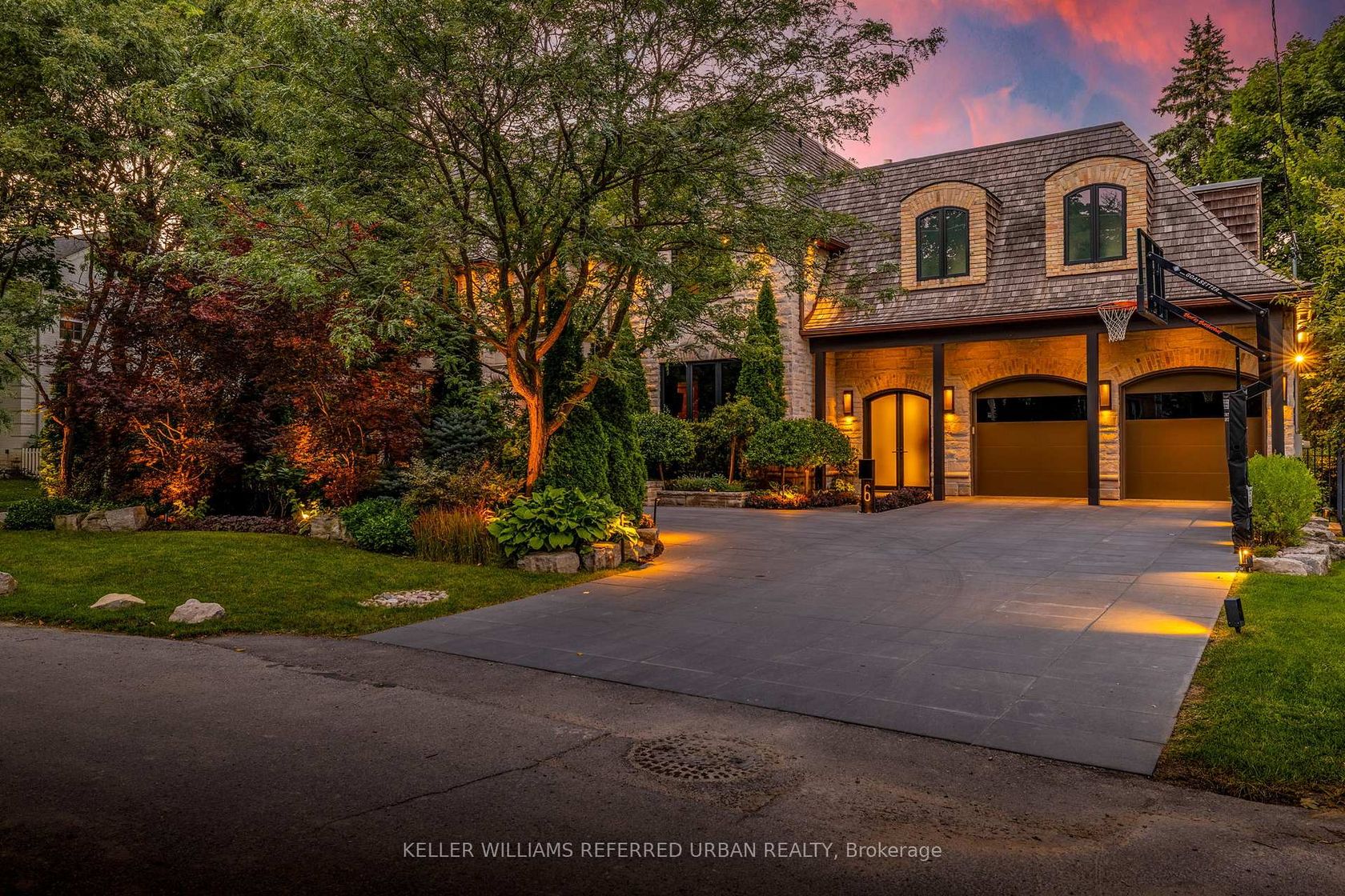 6 Bayview Wood, York Mills, Toronto photo number 2