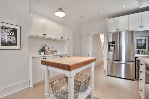 Photo 17 at 560 Gladstone Avenue, Junction, Toronto
